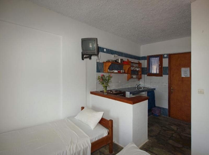 Hotel Christakis Studios Troulos Extérieur photo